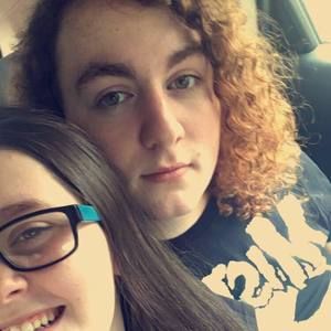 Meet your Posher, Carson